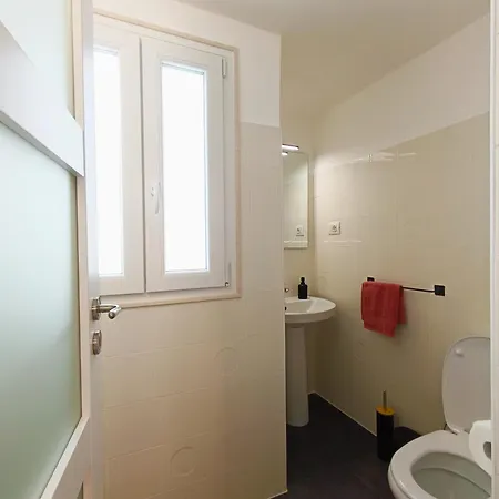 Apartman Port View *